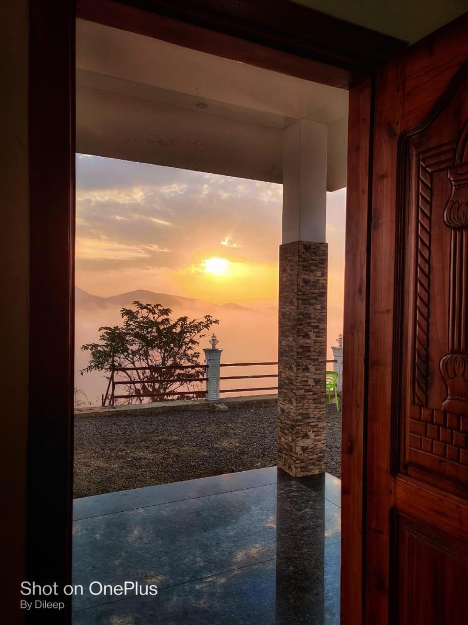 Moriah Berg Tourist Villa Vagamon Vandiperiyar Bagian luar foto